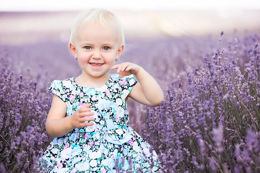 Child photographed by Darina Photography in Barnet, North London